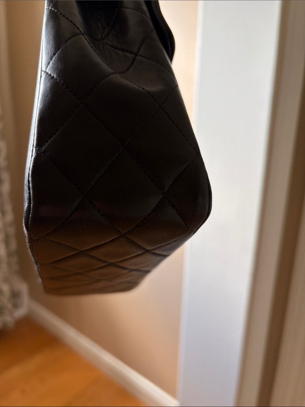 CHANEL vintage vertical top handle - Picture 6 of 15
